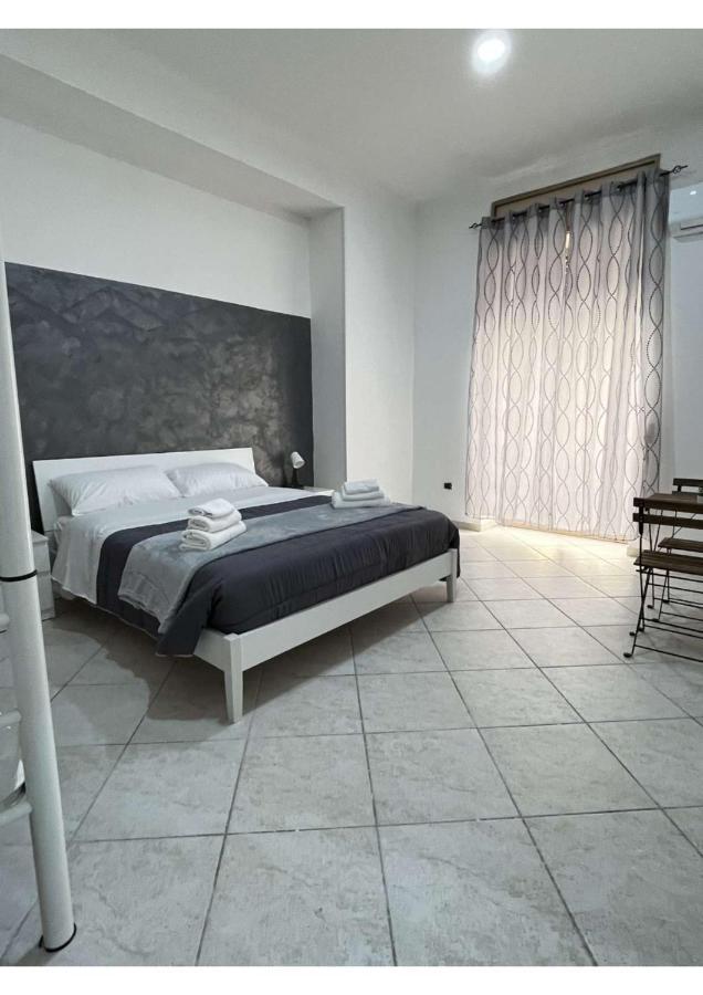 نابولي La Svolta Rooms المظهر الخارجي الصورة