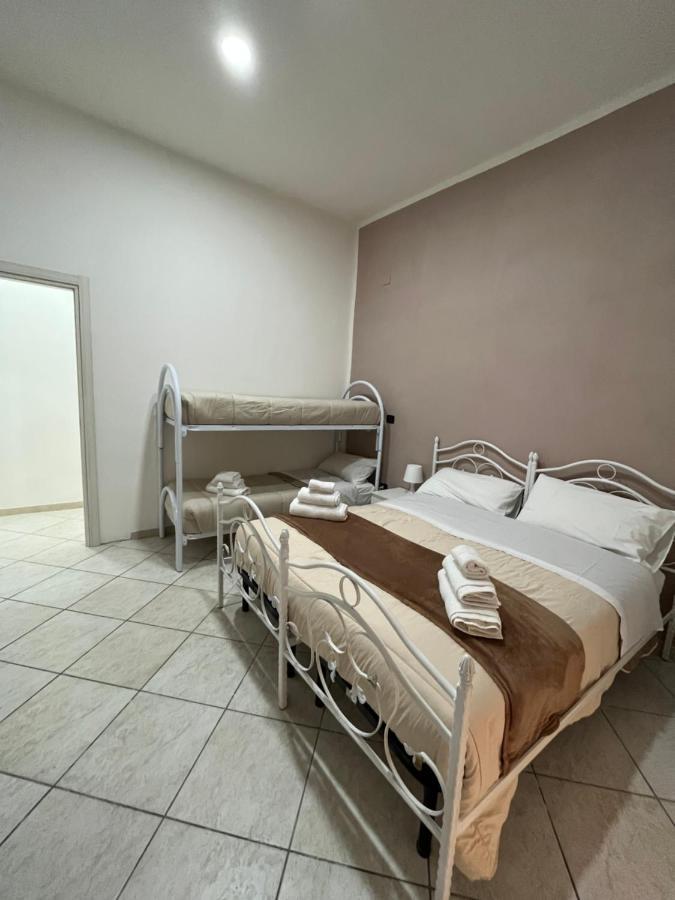 نابولي La Svolta Rooms المظهر الخارجي الصورة